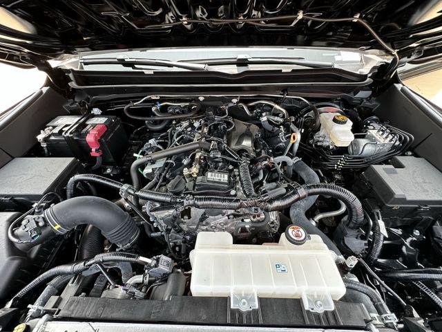 Certified Used 2025 BLACK Toyota  image 31