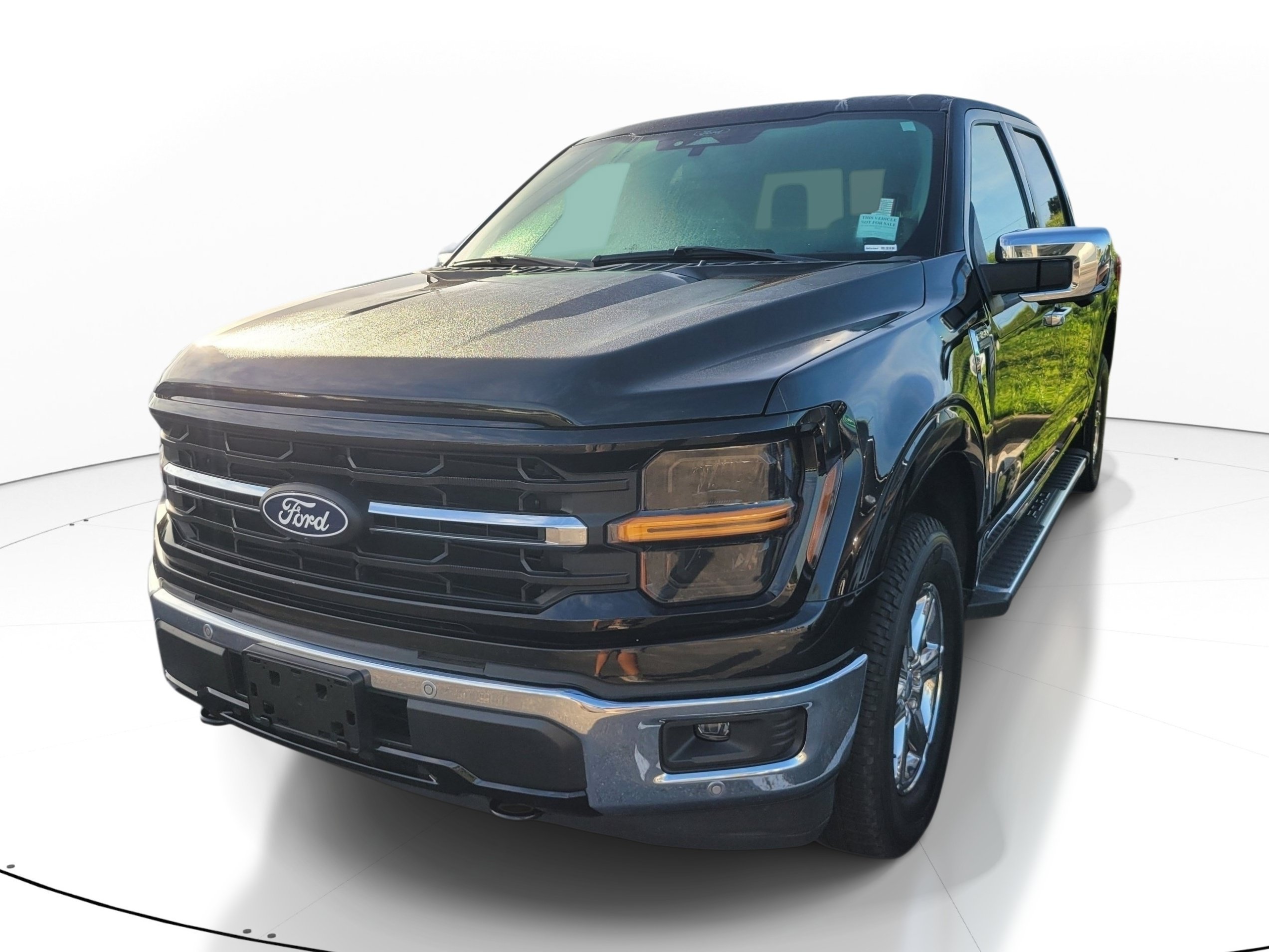 Used 2024 Black Metallic Ford XLT image 3