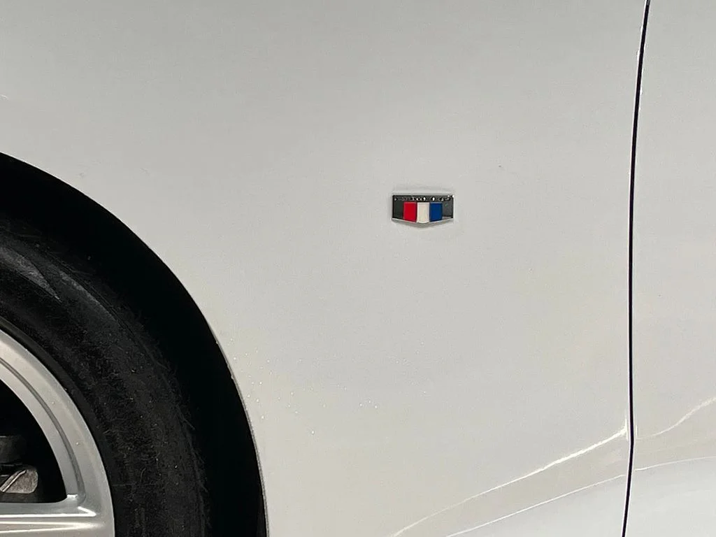Used 2019 White Chevrolet 1LT image 14