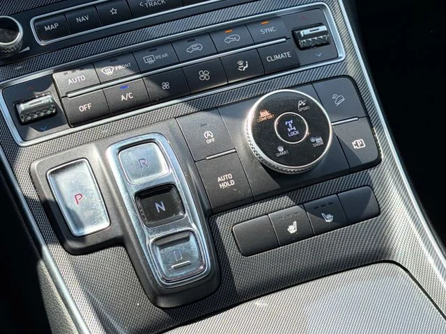 Used 2023 Gray Hyundai SEL image 23