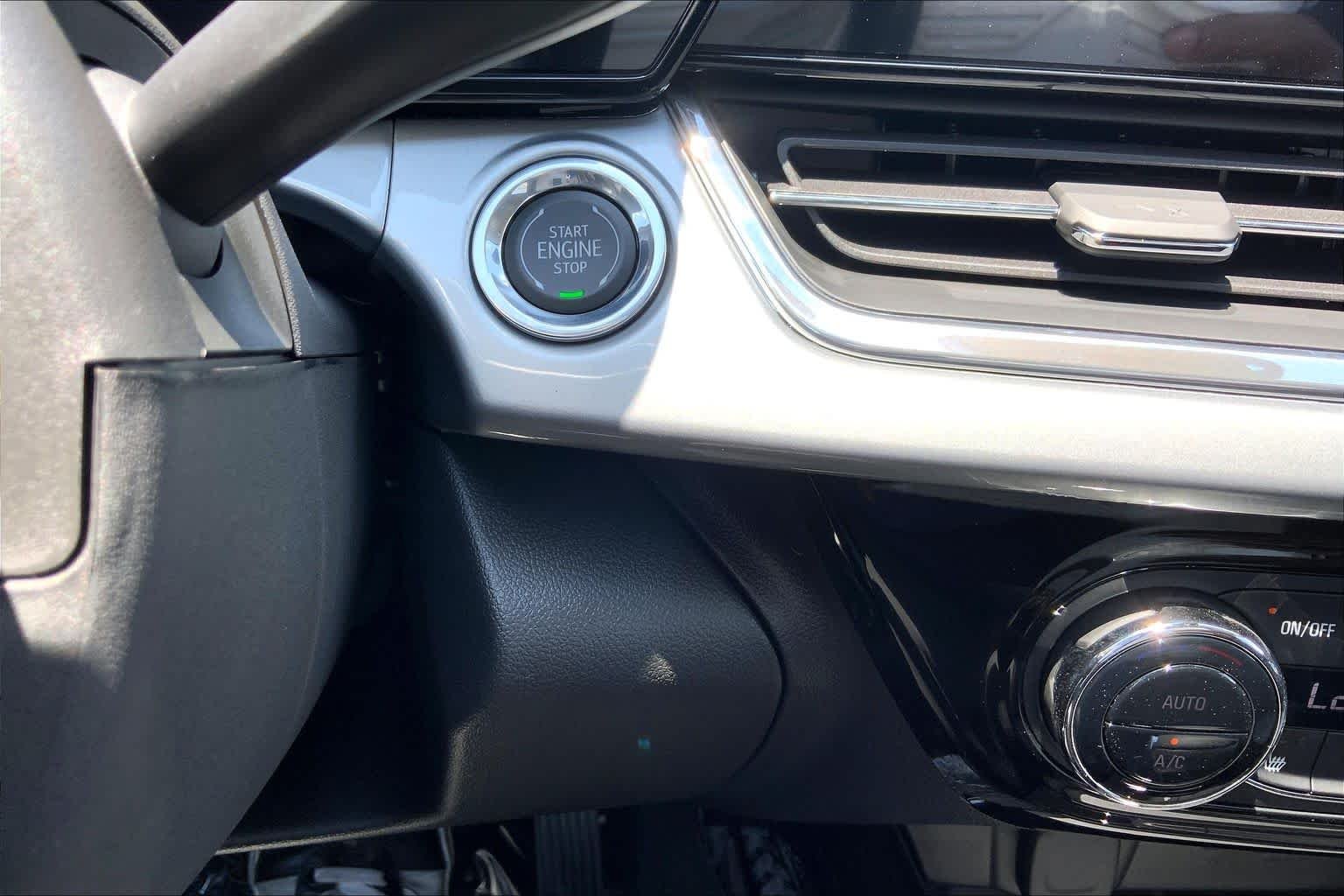 2026 Chevrolet Trax LT - Photo 20