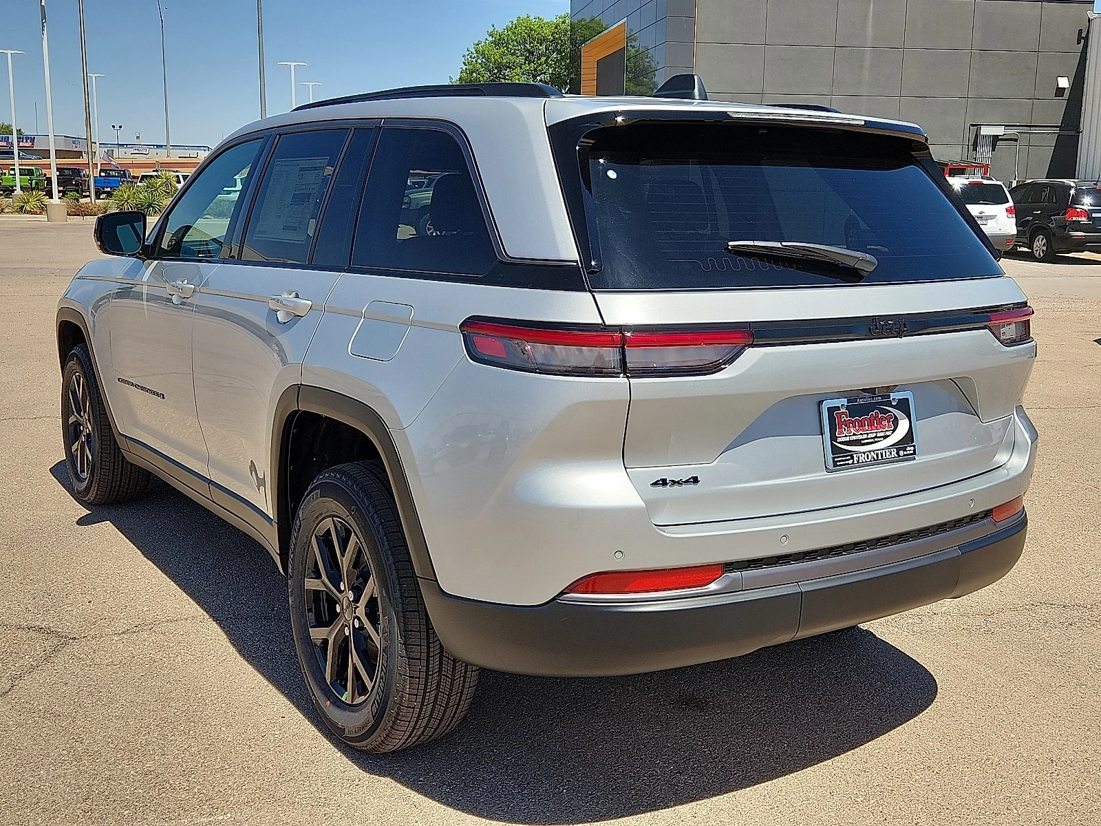 New 2026 Silver Zynith Jeep LAREDO ALTITUDE 4X4 image 3