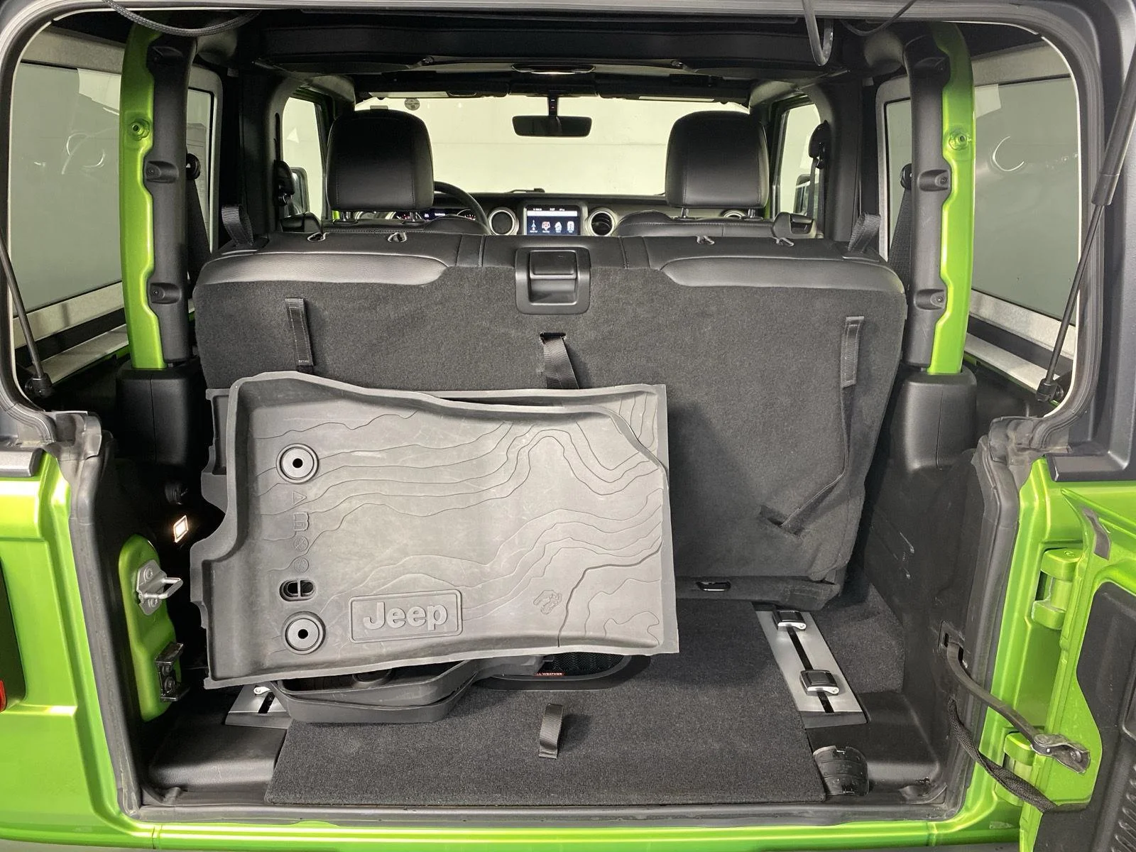 Used 2018 Mojito! Clearcoat Jeep Rubicon image 18