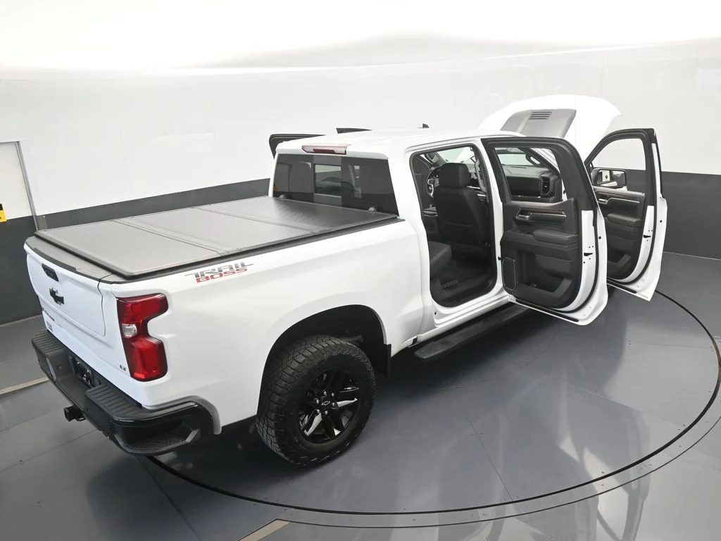 Used 2024 Summit White Chevrolet LT Trail Boss image 79