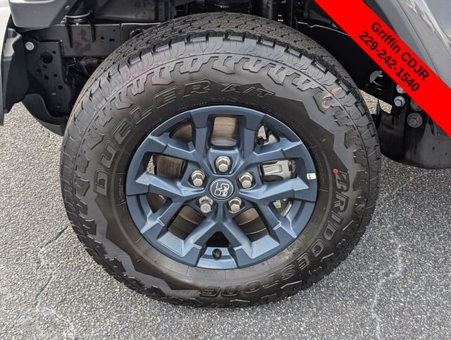 New 2026 Granite Crystal Metallic Clear-Coat Exterior Paint Jeep 85th Anniversary Edition image 12