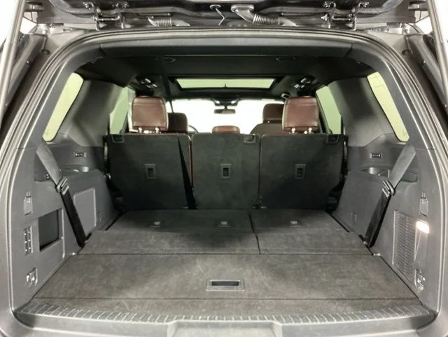Used 2024  Ford Limited image 28