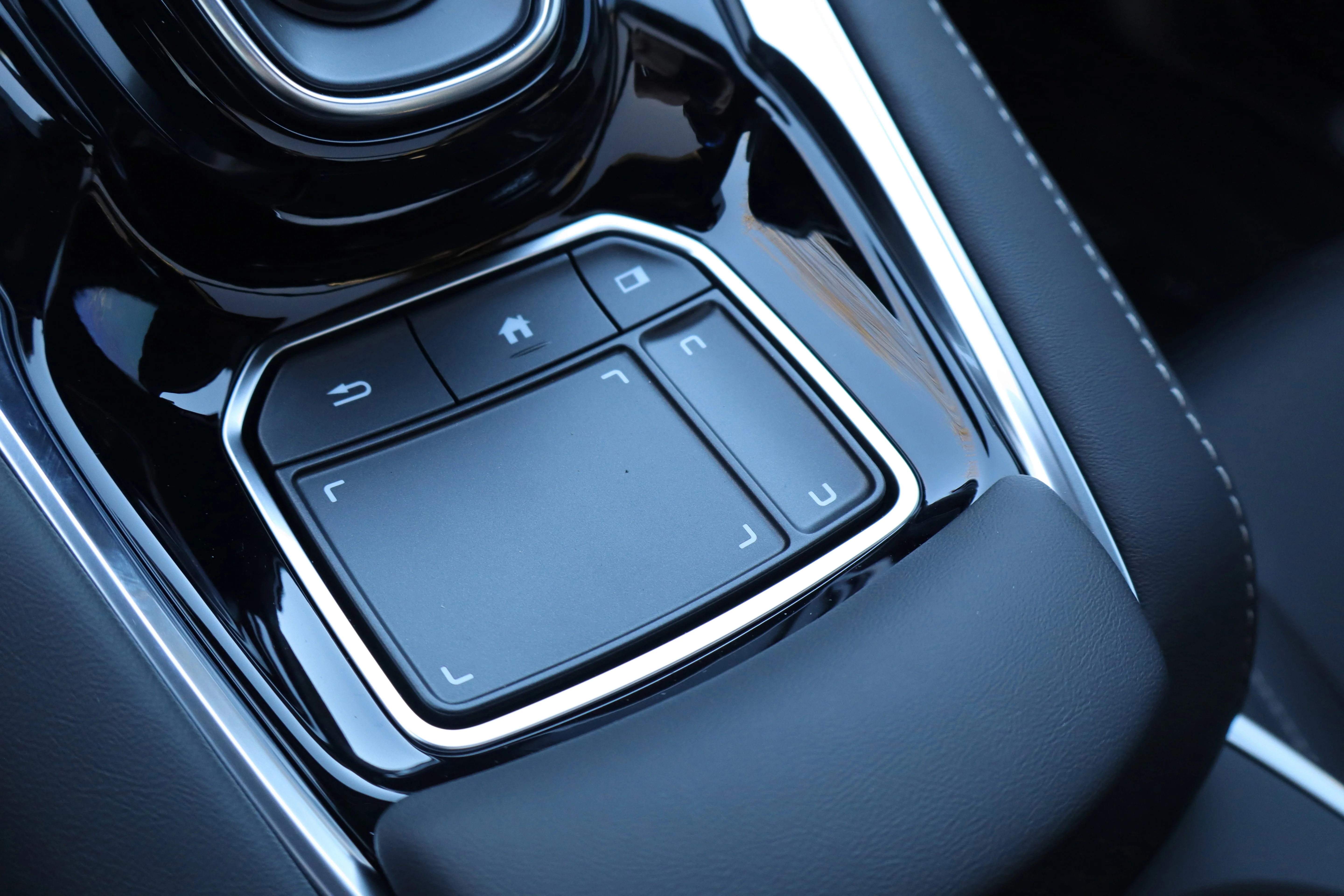 New 2026 Majestic Black Pearl Acura 4RDX image 18