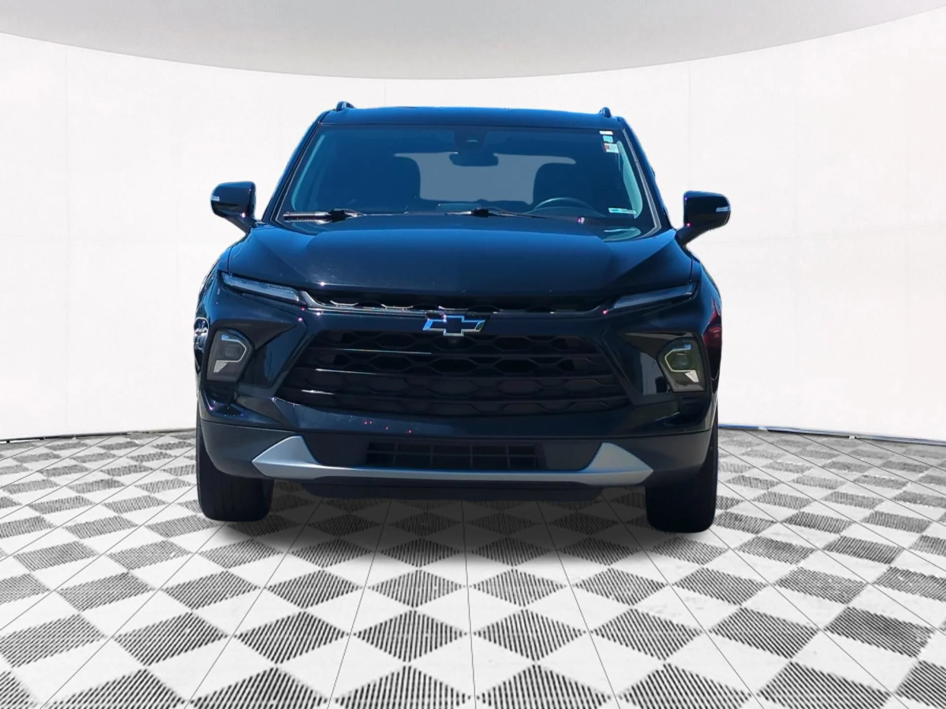 Used 2023 Black Chevrolet 3LT image 8