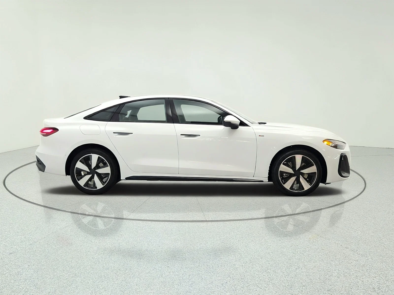 New 2026 Arkona White Audi Premium Plus 2.0 TFSI quattro image 4