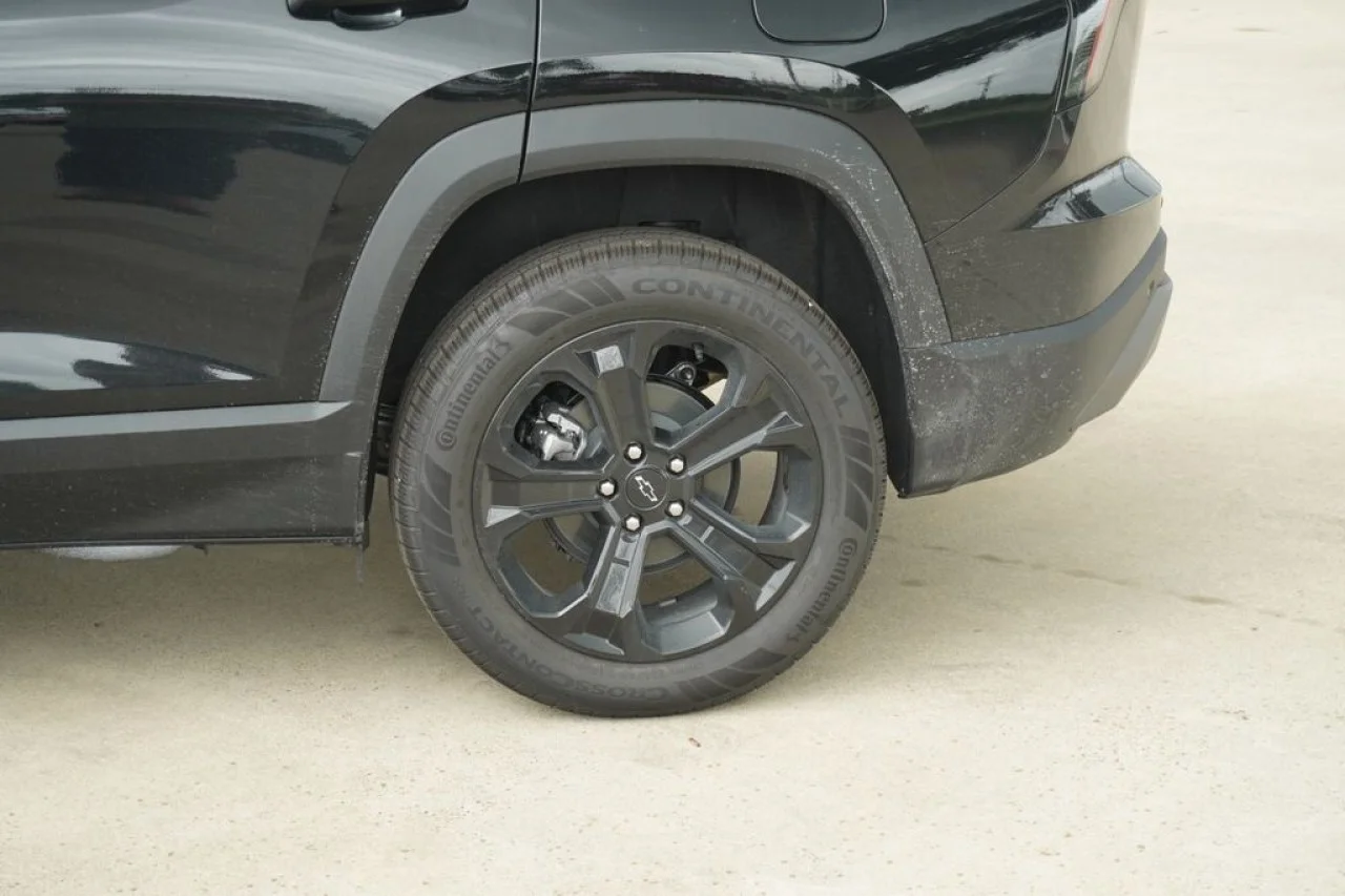 2026 Chevrolet Equinox LT - Photo 13