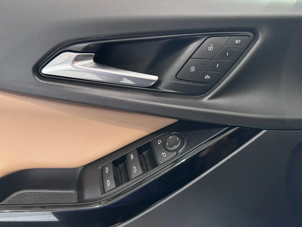 2025 Chevrolet Equinox ACTIV - Photo 27
