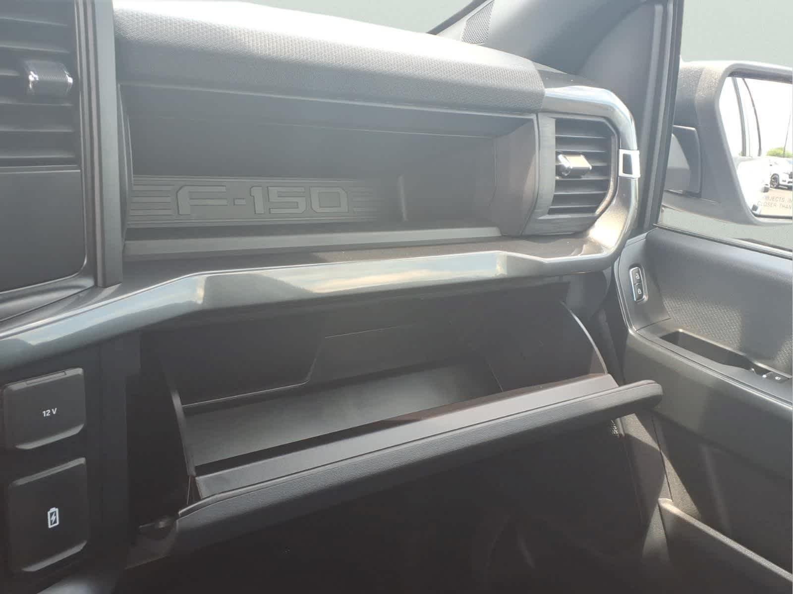 Used 2024 Oxford White Ford STX image 26