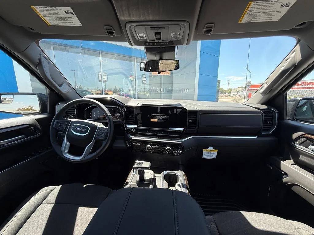 New 2026 Onyx Black GMC Elevation image 18