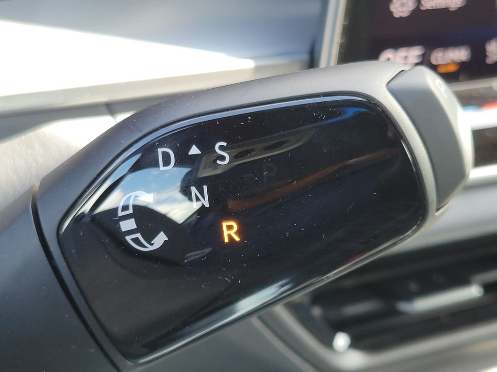 New 2026 White/off-white Volkswagen 2.0T SE R-Line Black image 18