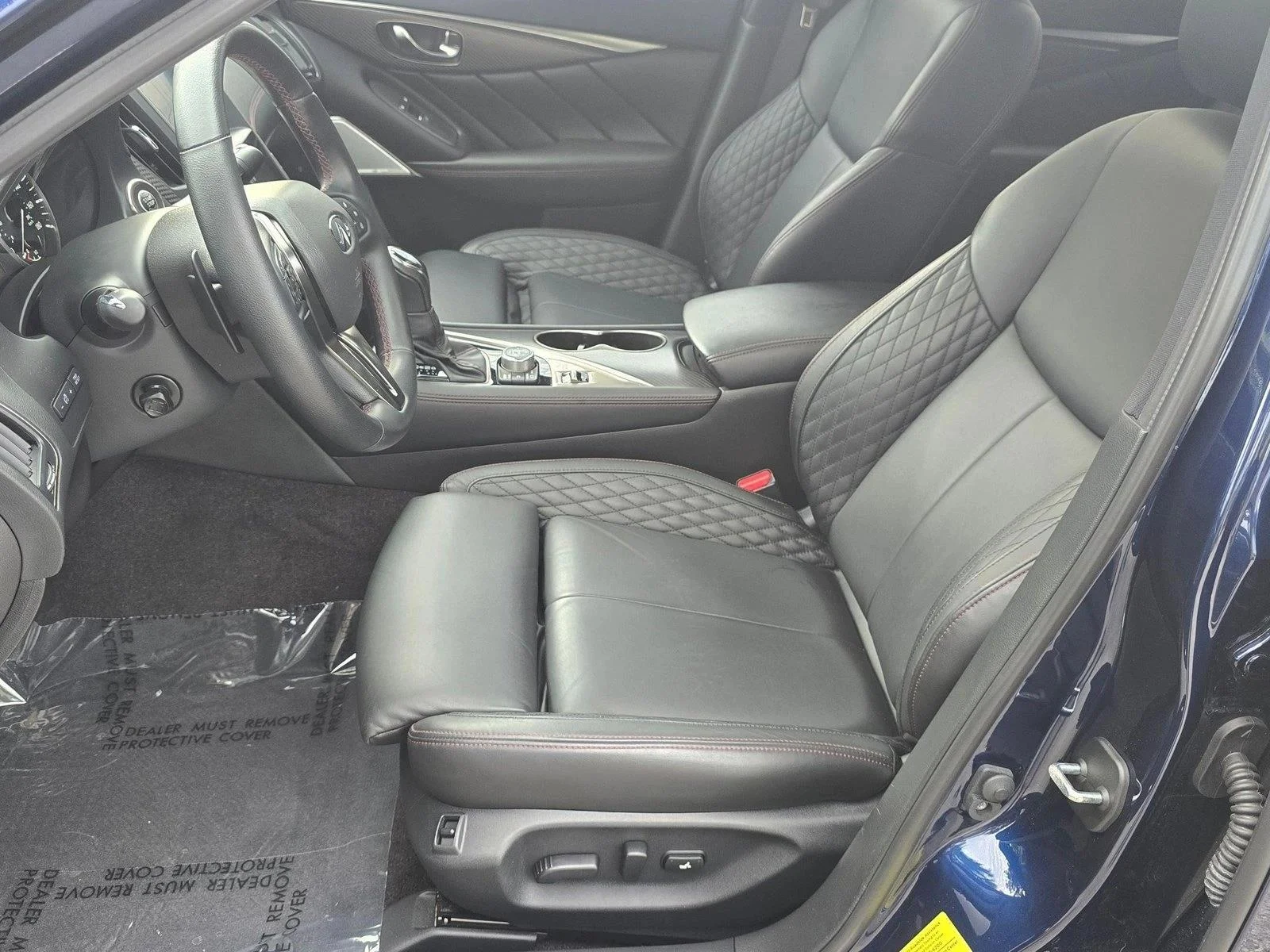 Used 2024 Grand Blue INFINITI RED SPORT 400 image 17