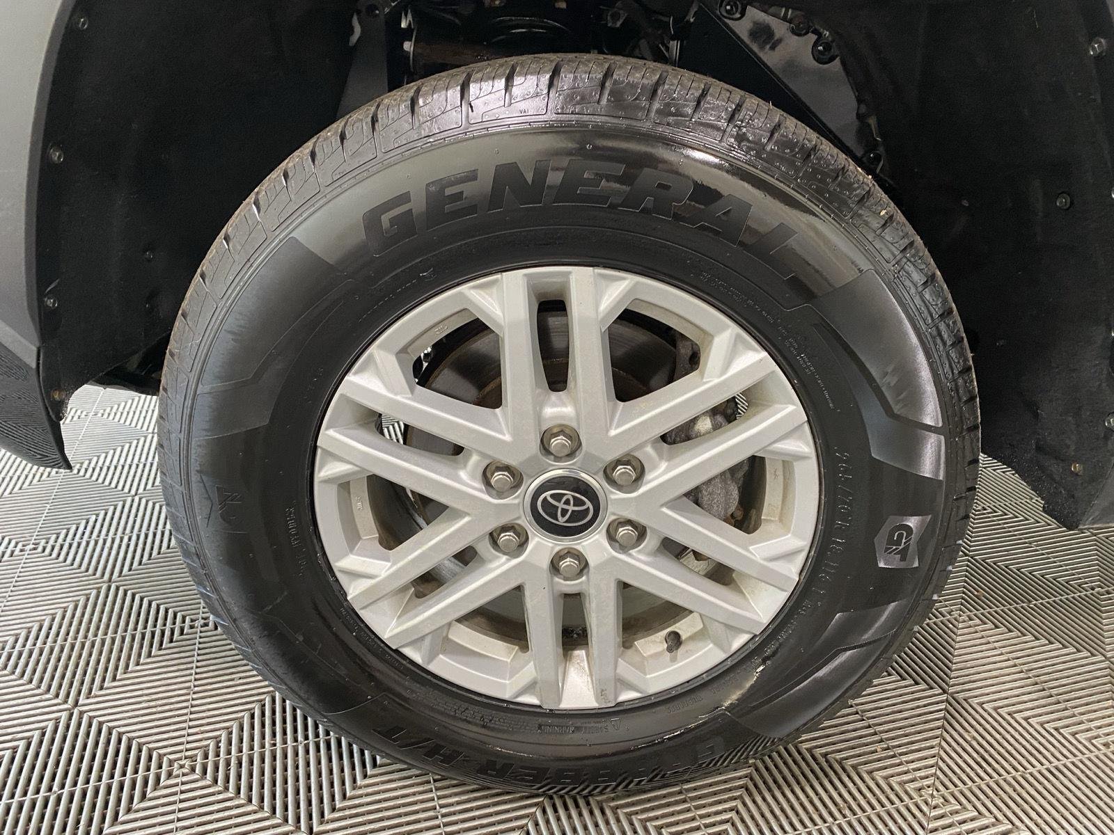 Used 2023 Midnight Black Metallic Toyota SR5 image 19
