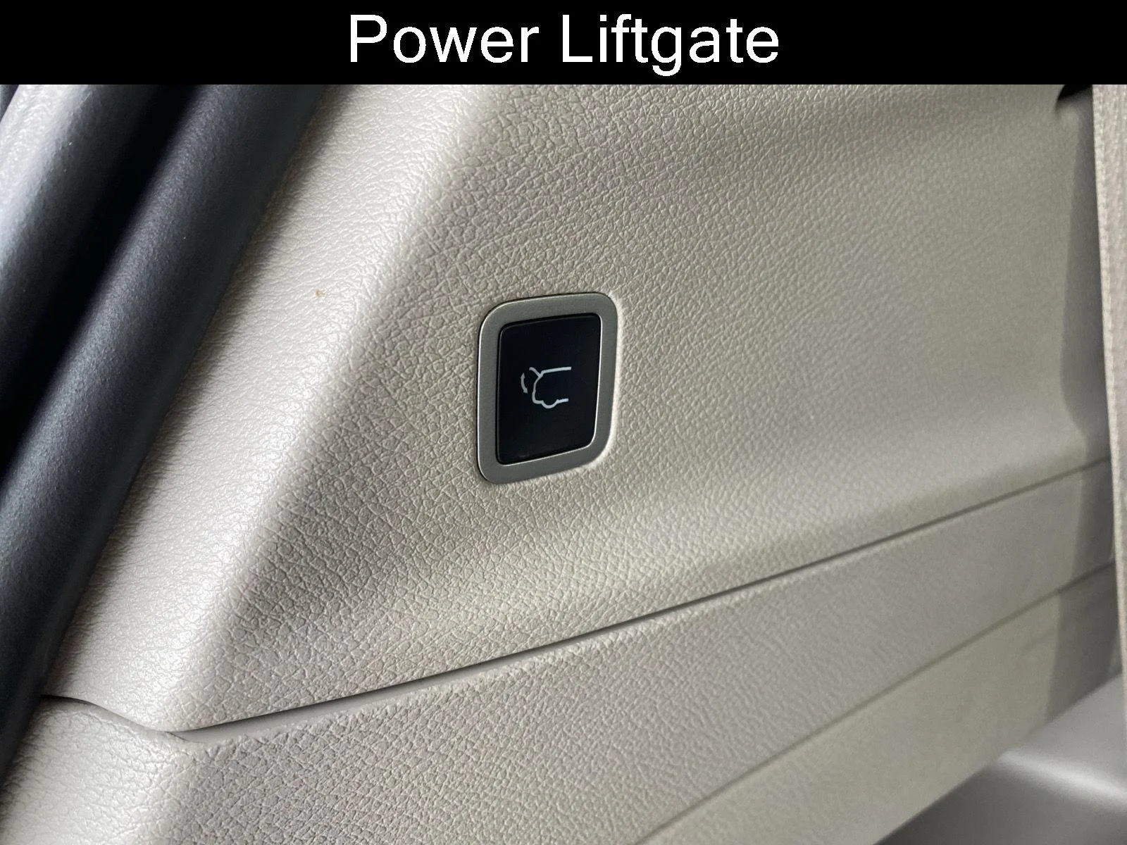 Used 2024 Silver Mist Clearcoat Chrysler Touring L image 16