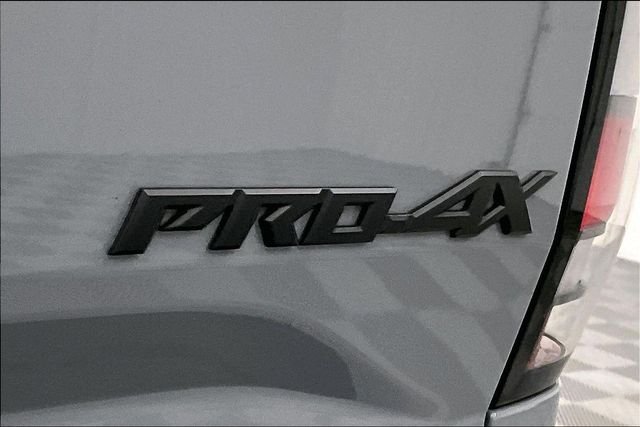 2024 Nissan Frontier PRO-4X - Photo 9