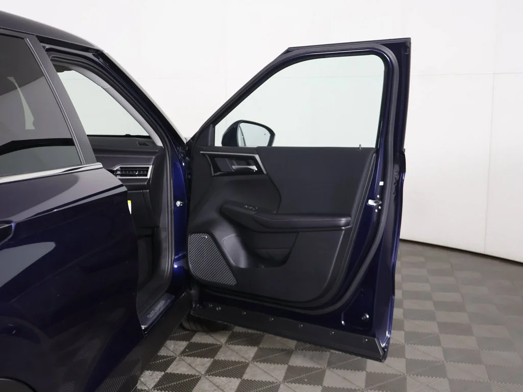 New 2026 Blue Mitsubishi ES image 21