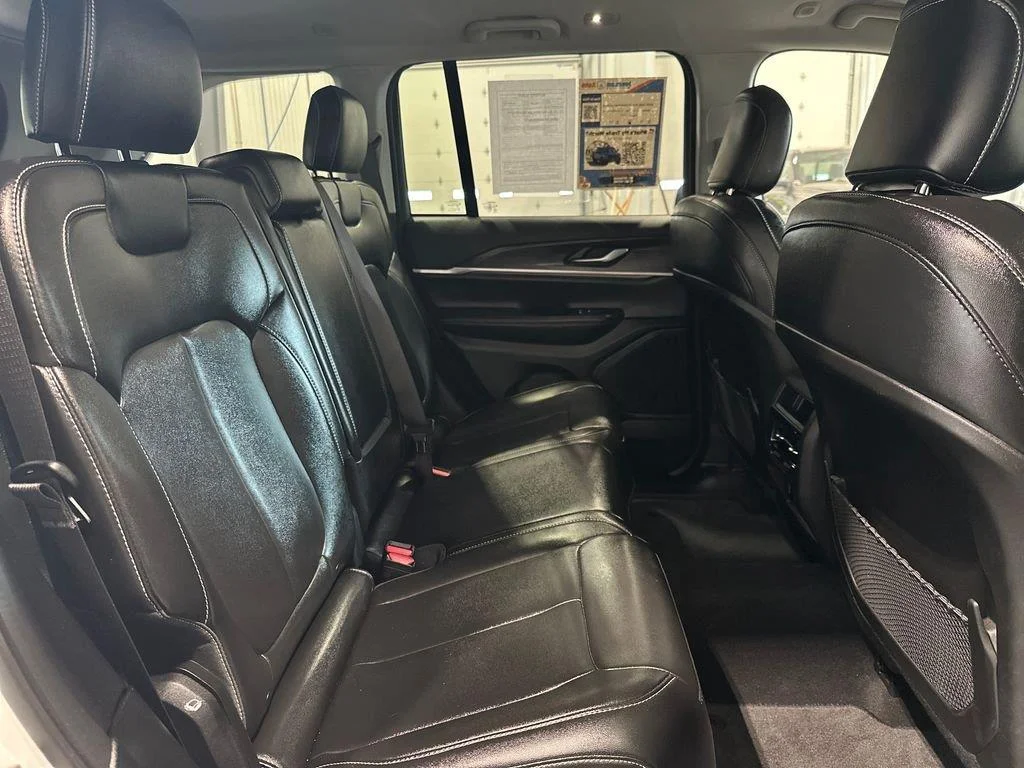 Used 2023 Bright White Clearcoat Jeep Limited image 33