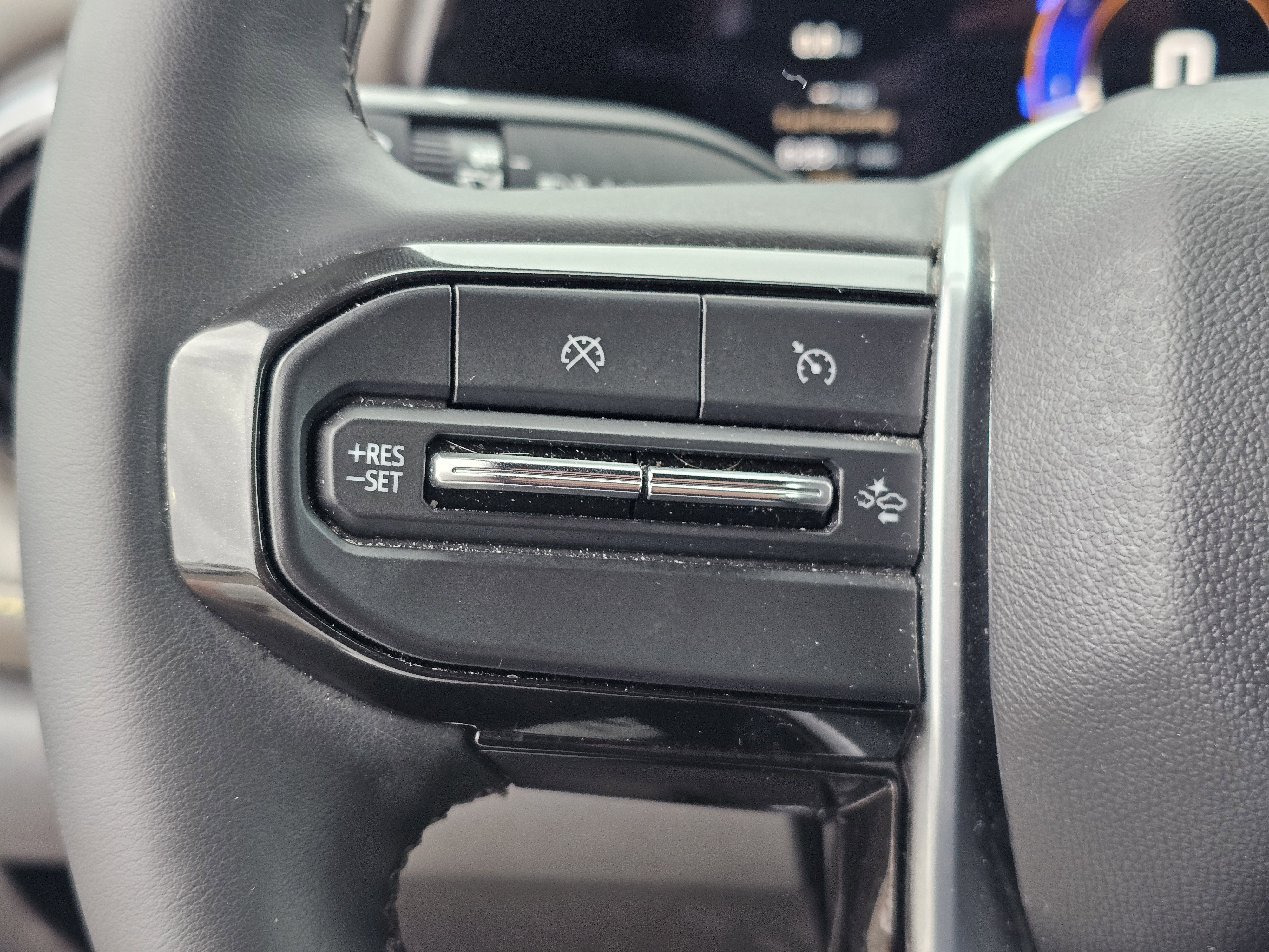 2023 Chevrolet Colorado ZR2 - Photo 19