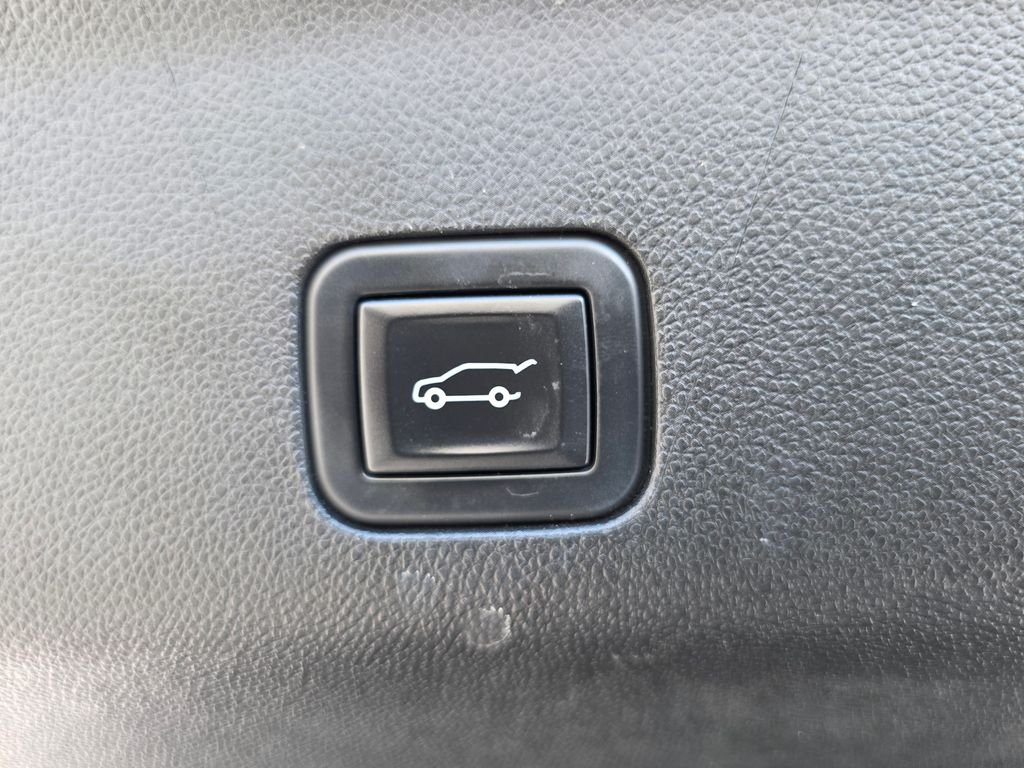 2023 GMC Yukon XL Denali Ultimate - Photo 12