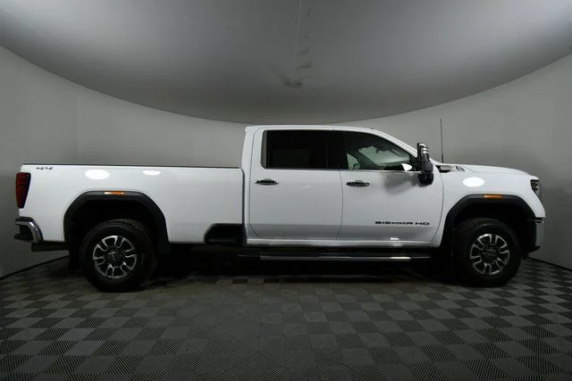 2024 GMC Sierra 3500HD SLT - Photo 15