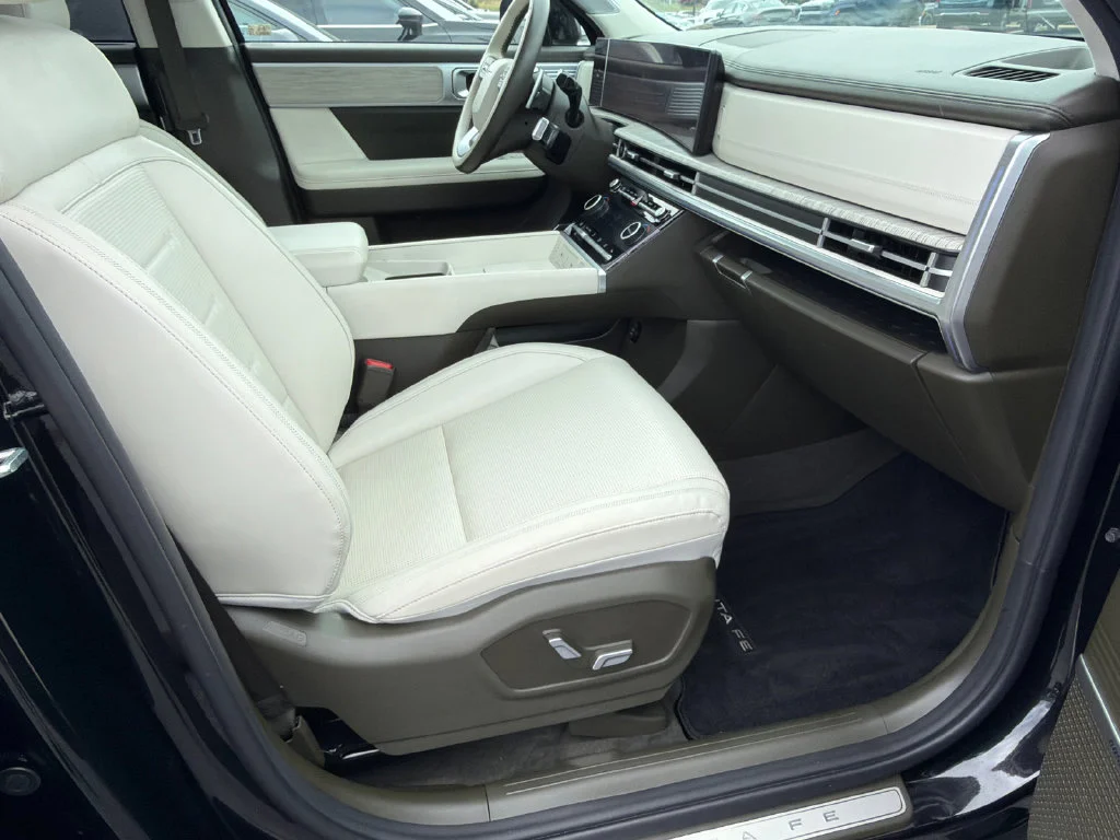 Used 2024 Black Hyundai Calligraphy image 13