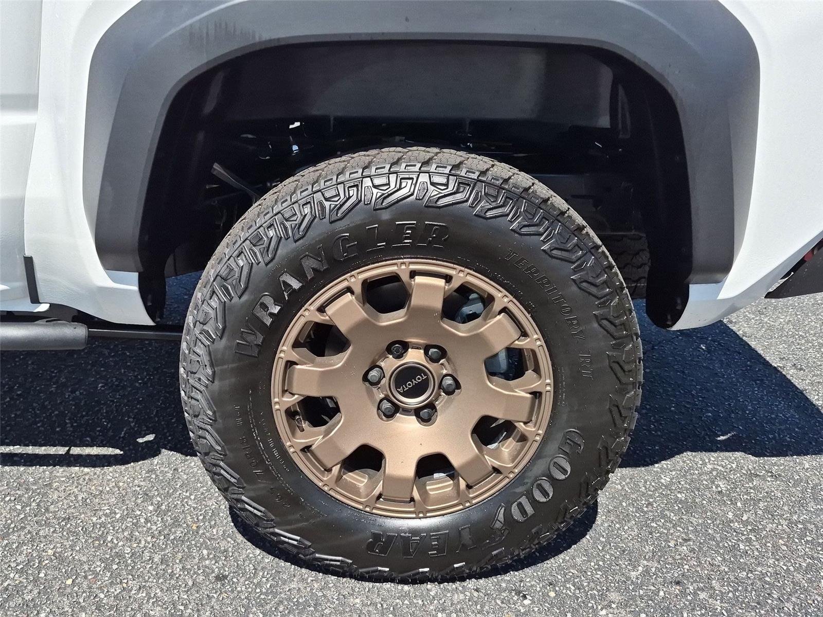New 2026 Ice Cap Toyota Trailhunter image 13