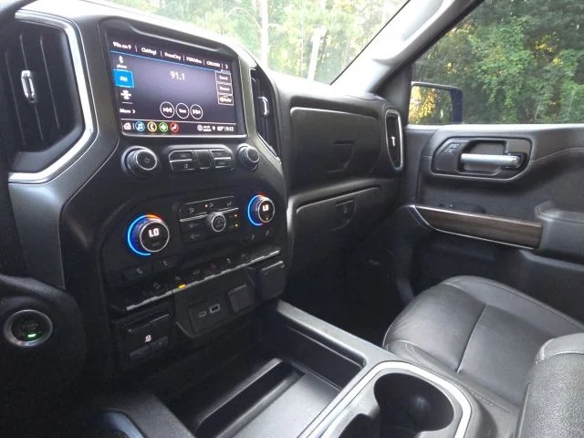 Used 2021 Red Chevrolet RST image 30