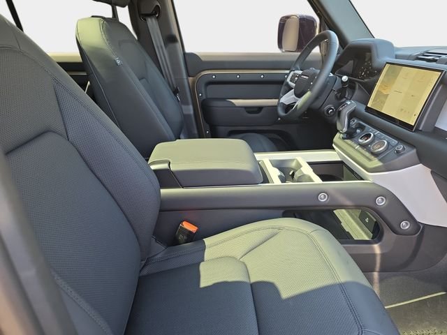 Certified Used 2025 Gondwana Stone Metallic Land Rover S image 12