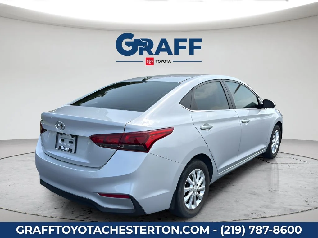 Used 2021 Silver Hyundai SEL image 7