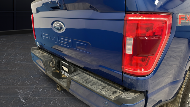 Used 2023 Atlas Blue Metallic Ford XLT image 37