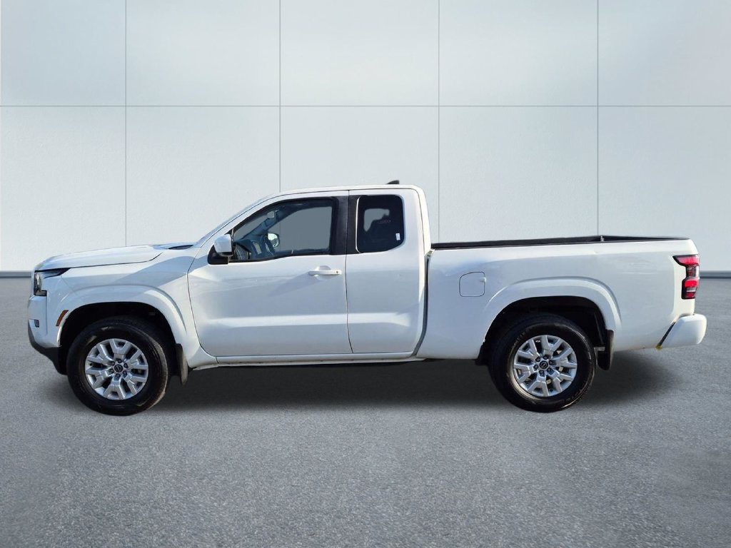 Used 2023 White Nissan SV image 3