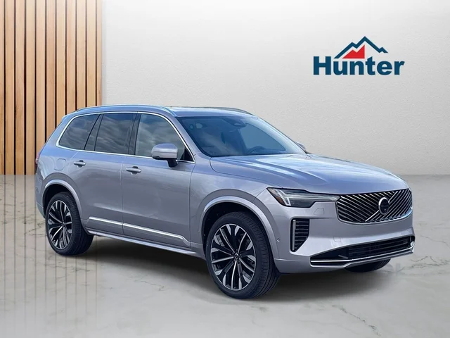 2026 Volvo XC90 Plus