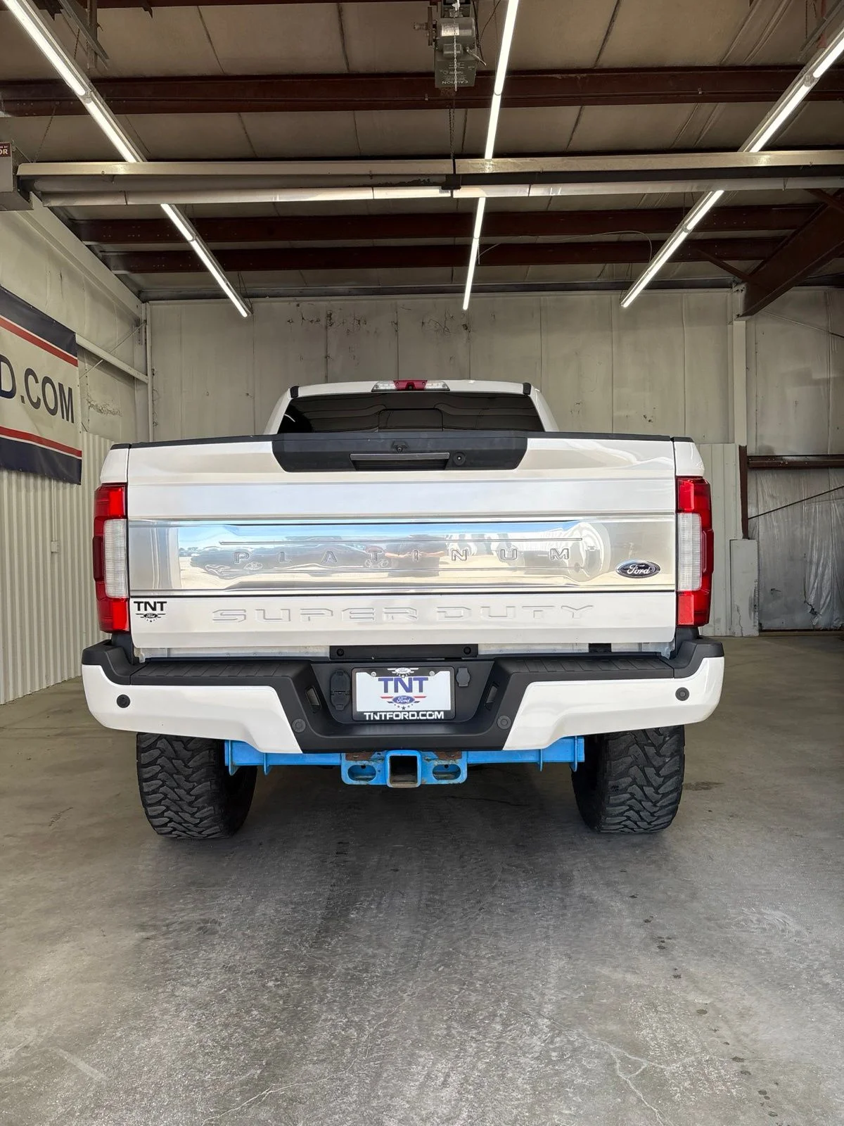 Used 2017 White Ford Platinum image 6