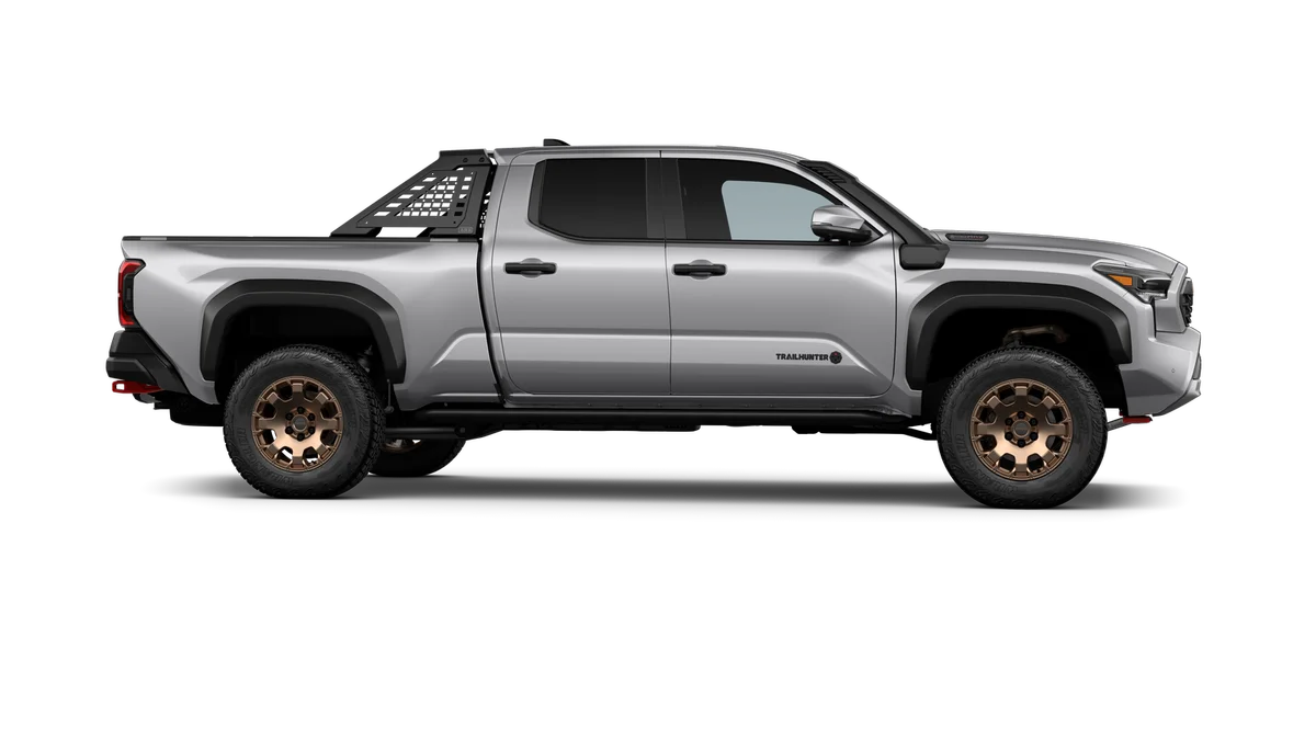 New 2026 Celestial Silver Metallic Toyota Trailhunter image 43