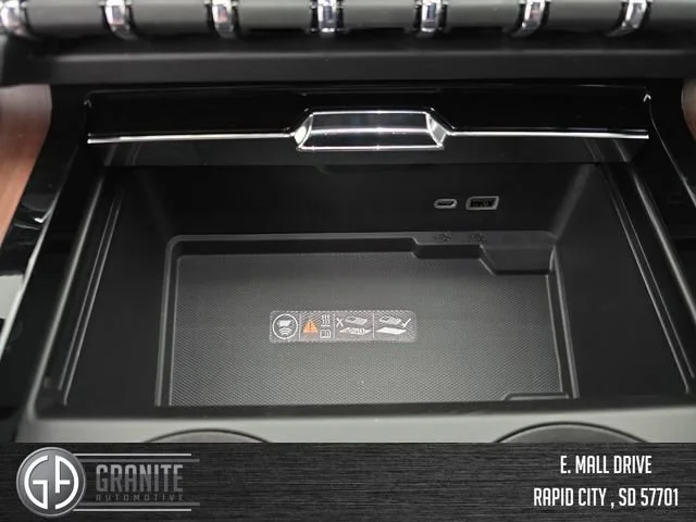 2026 GMC Yukon XL Denali - Photo 35