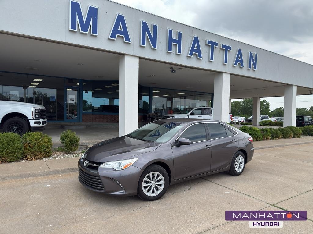2015 Toyota Camry 2.5 Auto LE's photo