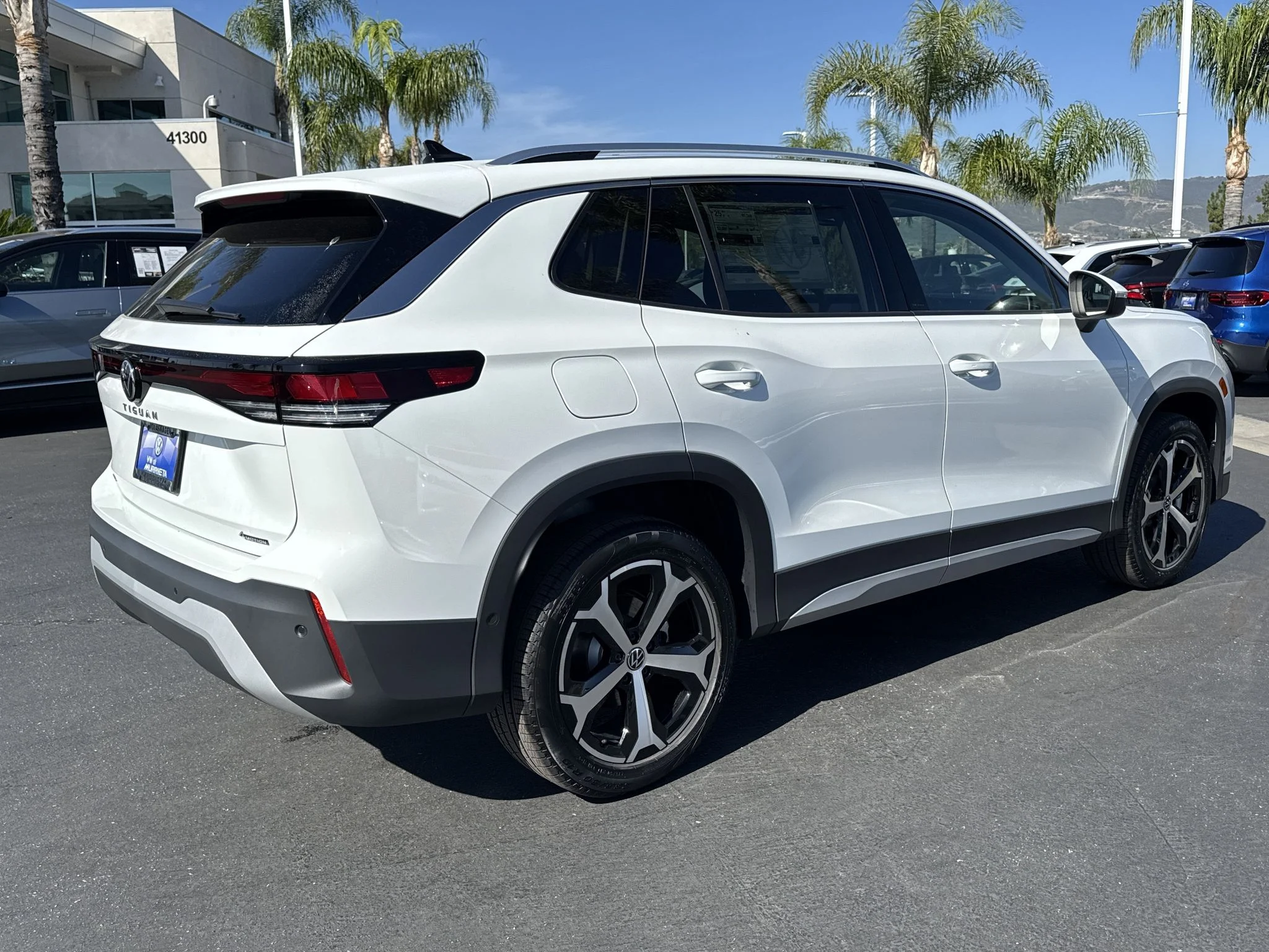 New 2026 Pure White Volkswagen SE image 7