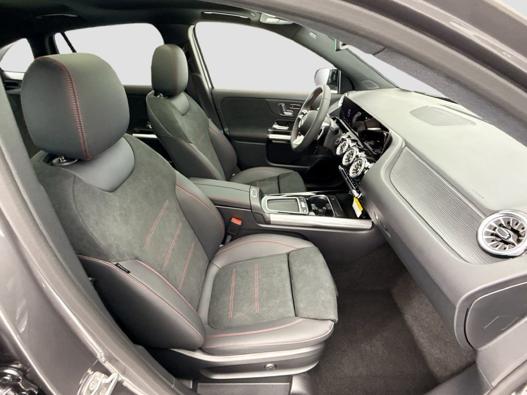 New 2026 Mountain Grey Metallic Mercedes-Benz GLA 250 image 19