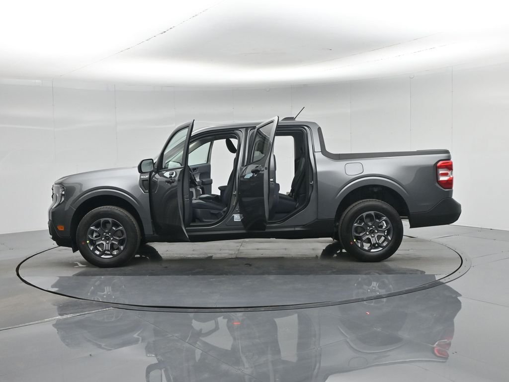 New 2026 Carbonized Gray Metallic Ford XLT image 33