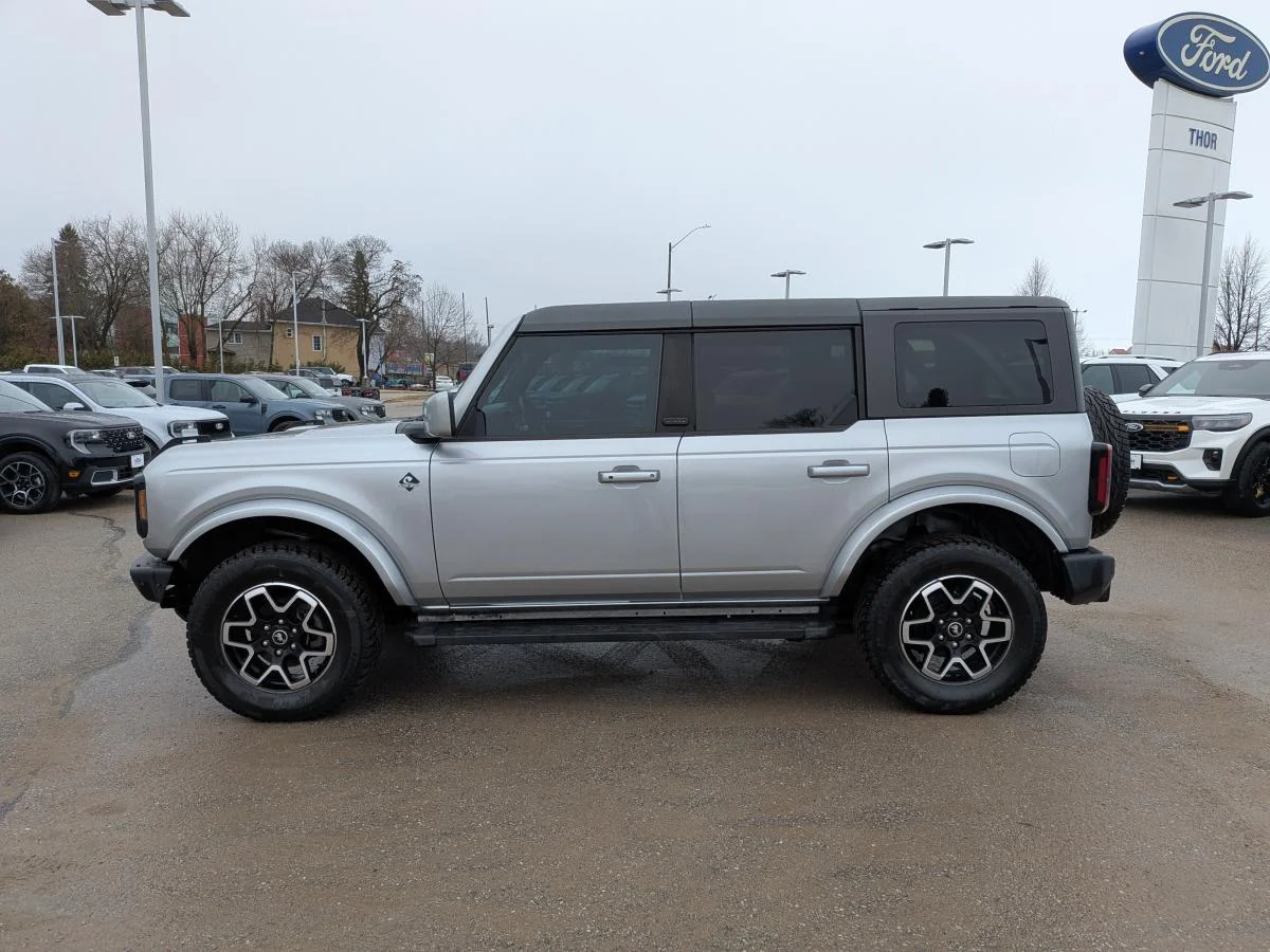 Used 2021 Silver Ford Outer Banks image 9