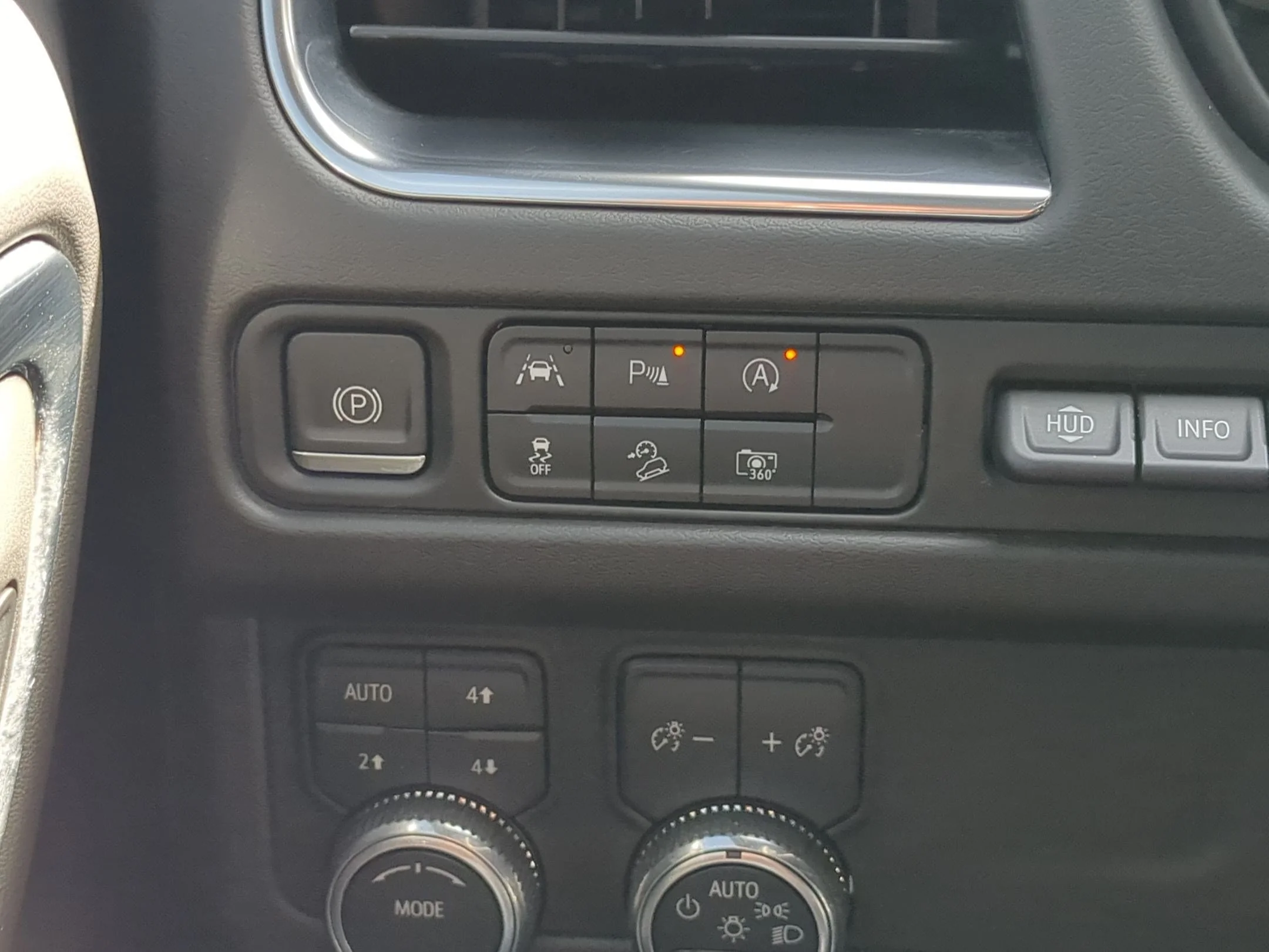 Used 2023 Onyx Black GMC AT4 image 24