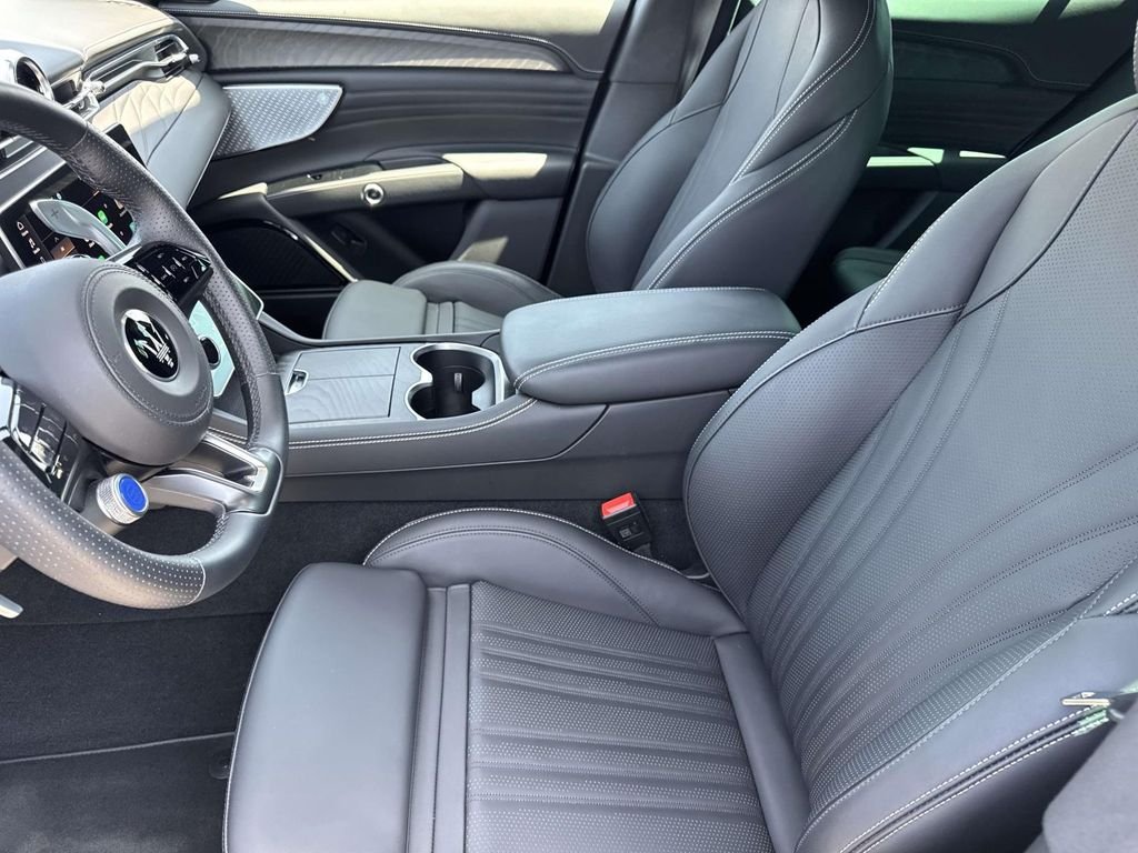 Used 2025  Maserati Modena image 20