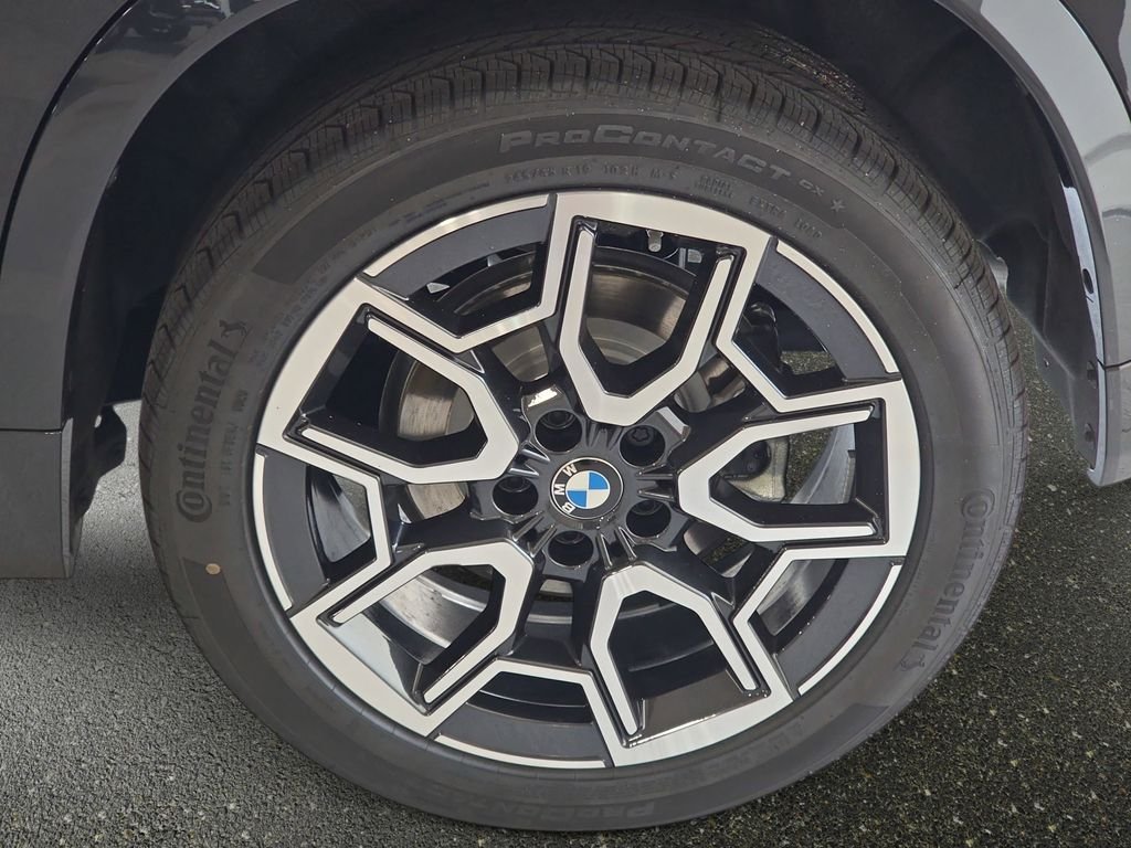 Used 2026 Black Sapphire Metallic BMW xDrive28i image 16