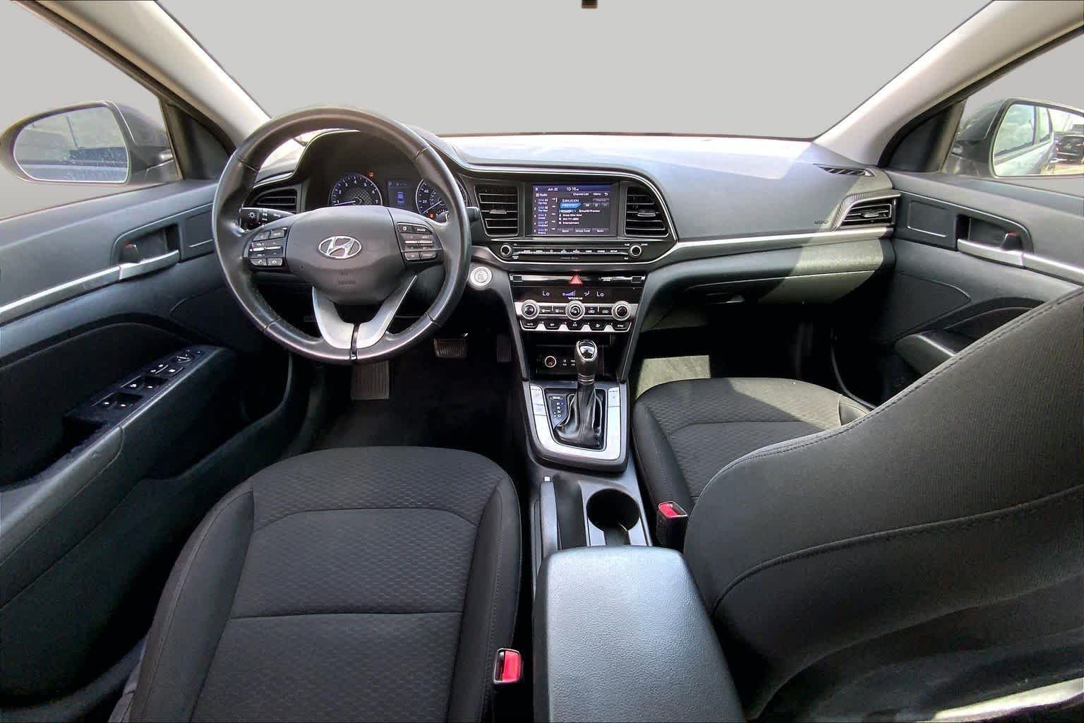 Used 2020 Machine Gray Hyundai Value Edition image 15