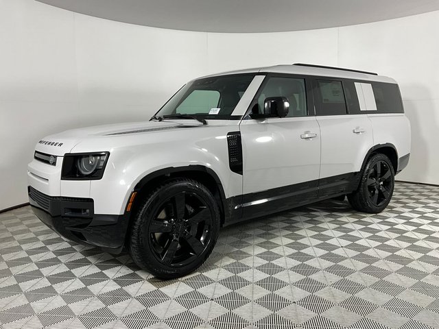 2026 Land Rover Defender 130 X-Dynamic SE