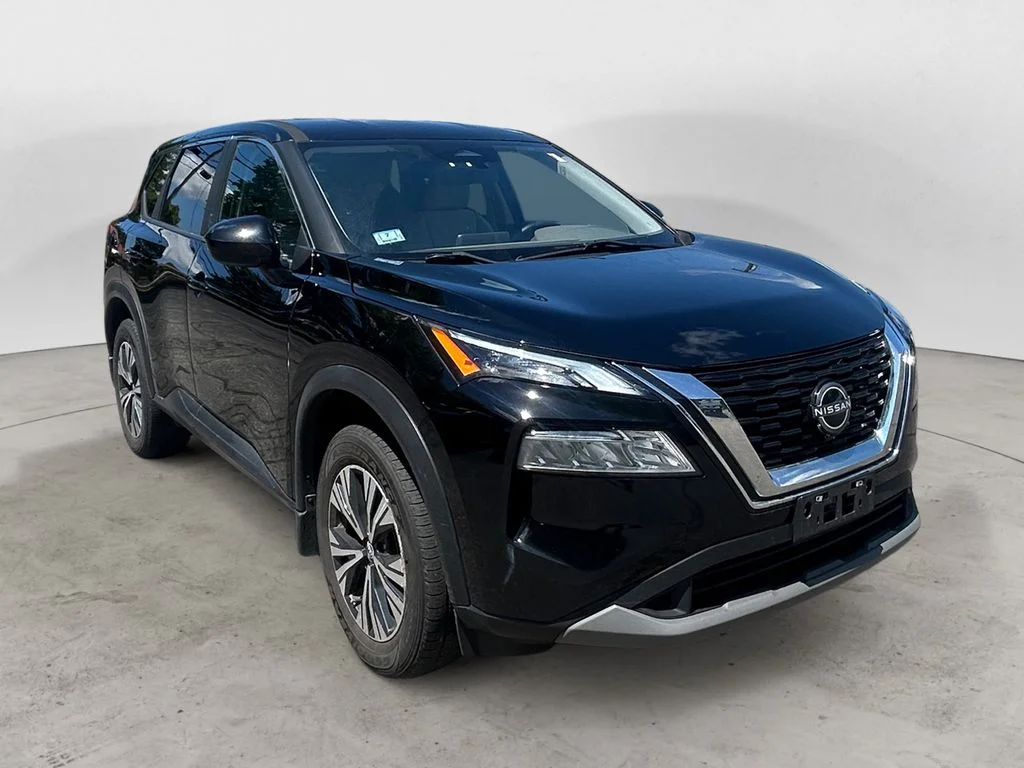Used 2023 Super Black Nissan SV image 8