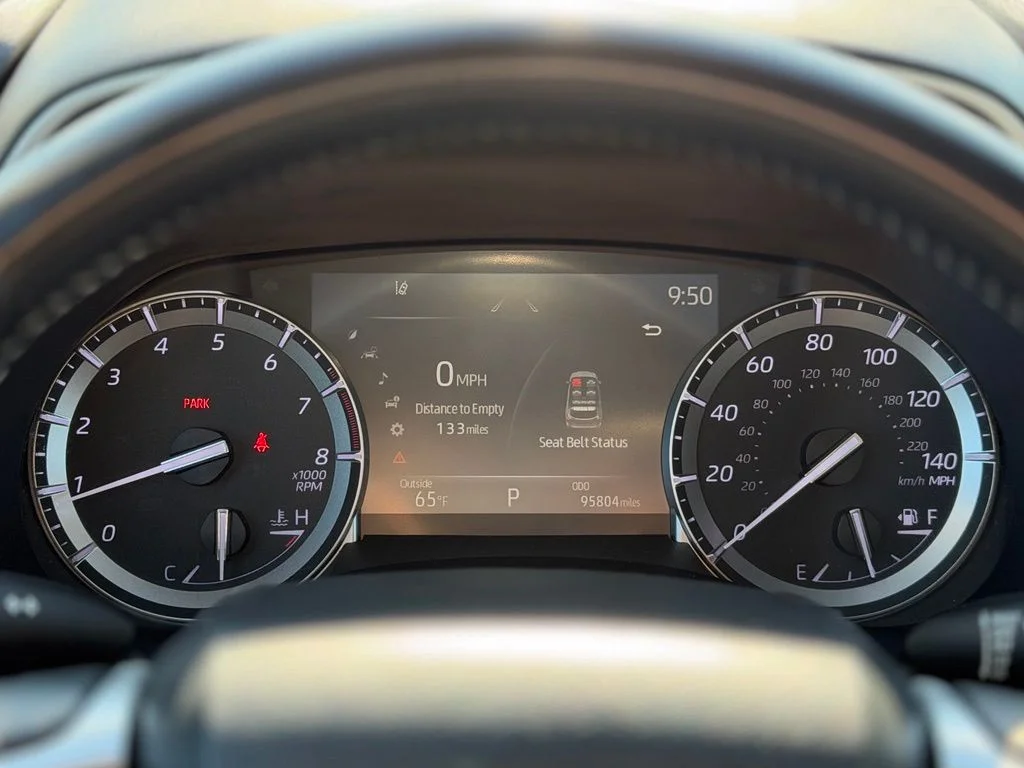 Used 2022 Beige Toyota XLE image 19